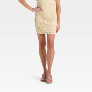 NWT! Women's crocheted mini skirt, A New Day. Off White size L